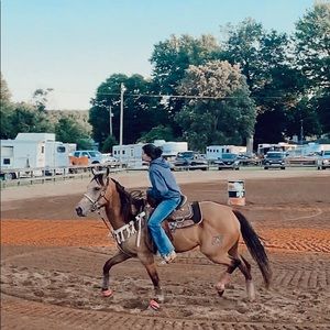 Meet your Posher, Kaylee